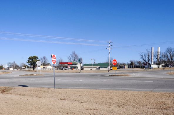 1110 E Tulsa Ave, Kansas, OK 74347